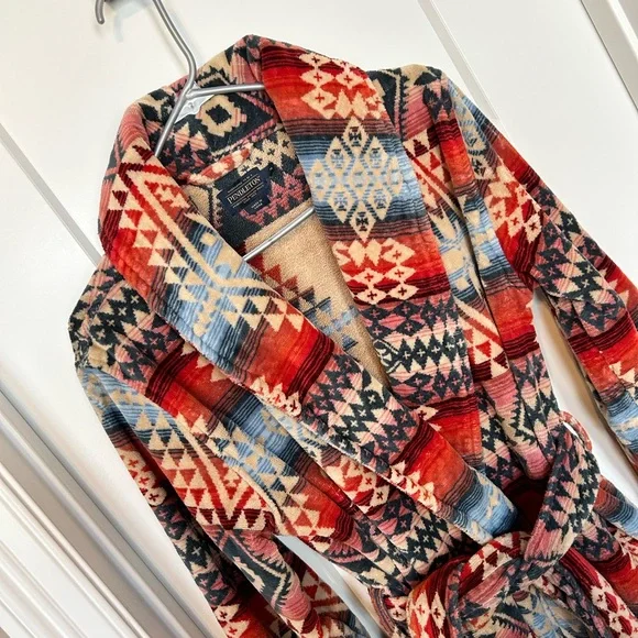 Pendleton Multicolor Patterned Robe - Picture 5 of 12